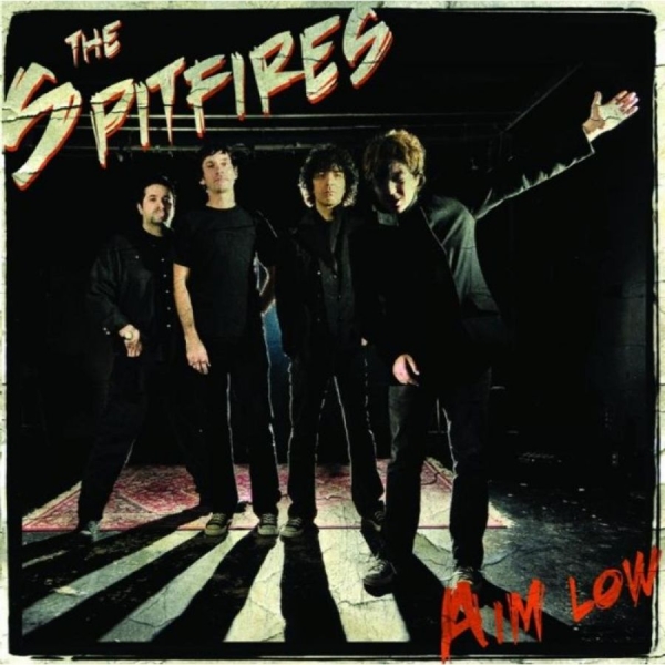 Spitfires - Aim Low ryhmässä CD / Myydyimmät @ Bengans Skivbutik AB (1111436)