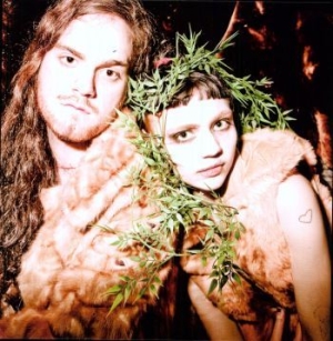Grimes And D'eon - Darkbloom (Reissue) ryhmässä CD @ Bengans Skivbutik AB (1188889)