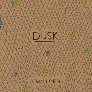 Low Lumens - Dawn/Dusk ryhmässä CD @ Bengans Skivbutik AB (1555329)