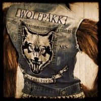 Wolfpakk - Wolves Reign ryhmässä CD @ Bengans Skivbutik AB (2409736)