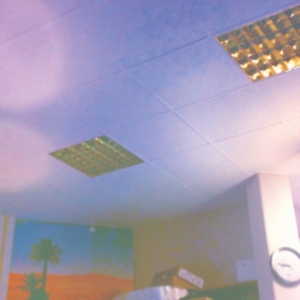 GLASS VAULTS - THE NEW HAPPY ryhmässä CD @ Bengans Skivbutik AB (2417921)