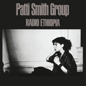 Patti Smith Group - Radio Ethiopia ryhmässä VINYYLI @ Bengans Skivbutik AB (2466496)