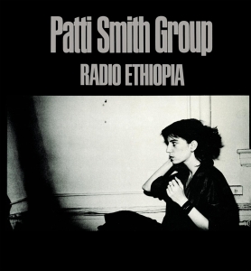 Patti Smith Group - Radio Ethiopia ryhmässä VINYYLI @ Bengans Skivbutik AB (2466496)