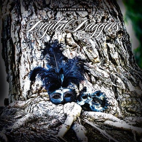 Digital Daggers - Close Your Eyes (Translucent B ryhmässä VINYYLI / Myydyimmät @ Bengans Skivbutik AB (2542286)