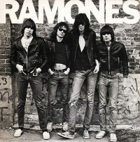 RAMONES - RAMONES (REMASTERED VINYL) ryhmässä VINYYLI @ Bengans Skivbutik AB (3029840)
