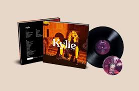 Kylie Minogue - Golden (Boxset Ltd.) ryhmässä VINYYLI @ Bengans Skivbutik AB (3071543)