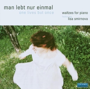 Chopin/Schubert/Ravel/Satie - Waltzes For Piano ryhmässä CD @ Bengans Skivbutik AB (3187223)