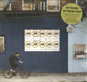 Blandade Artister - Mom+Pop 10 Year Anniversary Compila ryhmässä VINYYLI @ Bengans Skivbutik AB (3492272)