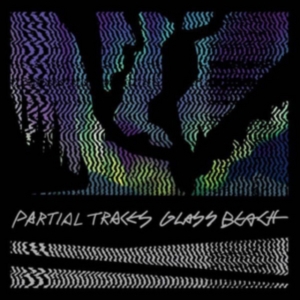 Partial Traces - Glass Beach ryhmässä VINYYLI @ Bengans Skivbutik AB (3763716)