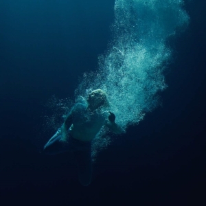 Låpsley - Through Water ryhmässä CD @ Bengans Skivbutik AB (3769020)