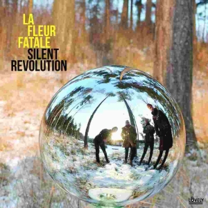 La Fleur Fatale - Silent Revolution Lp Black ryhmässä VINYYLI @ Bengans Skivbutik AB (3789684)