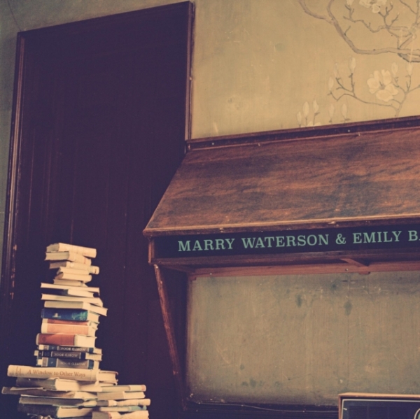 Marry & Emily Barker Waterson - A Window To Other Ways ryhmässä VINYYLI / Myydyimmät @ Bengans Skivbutik AB (3934909)