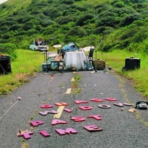 Grass Widow - Past Time ryhmässä CD @ Bengans Skivbutik AB (3939328)