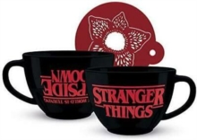 Stranger Things (The World is Turning Upside Down Cappuccino Mug And Stencil ryhmässä -Start Merch @ Bengans Skivbutik AB (3948592)