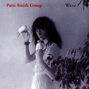 Patti Smith Group - Wave ryhmässä CD @ Bengans Skivbutik AB (4002198)