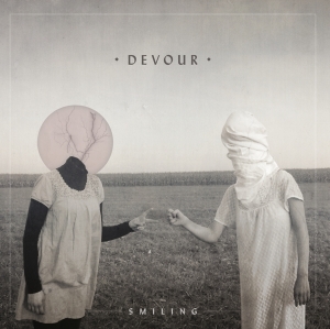 Smiling - Devour ryhmässä CD @ Bengans Skivbutik AB (4023714)