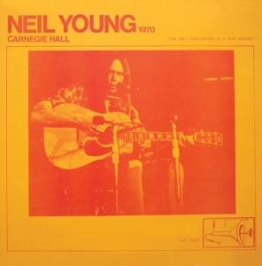 Neil Young - Carnegie Hall 1970 ryhmässä CD @ Bengans Skivbutik AB (4052239)