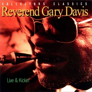 Rev. Gary Davis - Live & Kickin' ryhmässä CD @ Bengans Skivbutik AB (4070149)