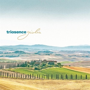 Triosence - Giulia ryhmässä VINYYLI @ Bengans Skivbutik AB (4117718)