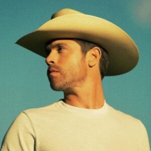 Dustin Lynch - Blue In The Sky ryhmässä CD @ Bengans Skivbutik AB (4125757)