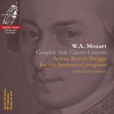 Mozart W A - Complete Piano Concertos ryhmässä CD @ Bengans Skivbutik AB (4126021)