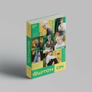 Astro - 8th Mini [SWITCH ON] OFF Ver. ryhmässä CD @ Bengans Skivbutik AB (4136395)