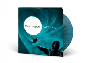 Eddie Vedder - Earthling (Translucent Blue/Black Marble ryhmässä ME SUOSITTELEMME / Årsbästalistor 2022 / Classic Rock 22 @ Bengans Skivbutik AB (4171574)