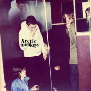Arctic Monkeys - Humbug ryhmässä CD @ Bengans Skivbutik AB (4188268)
