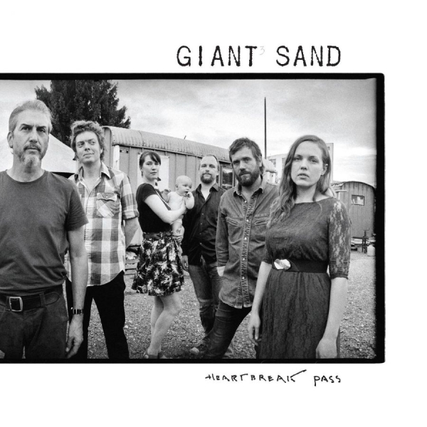 Giant Sand - Heartbreak Pass (White Vinyl) ryhmässä VINYYLI / Myydyimmät @ Bengans Skivbutik AB (4200022)