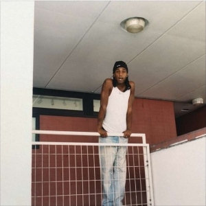 Bakar - Halo ryhmässä CD @ Bengans Skivbutik AB (4297667)