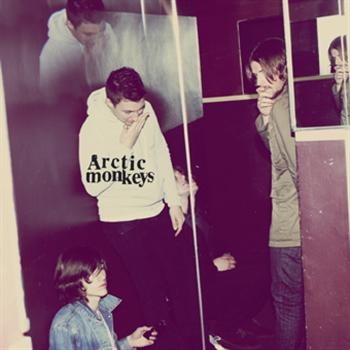 Arctic Monkeys - Humbug ryhmässä VINYYLI / Myydyimmät @ Bengans Skivbutik AB (495927)