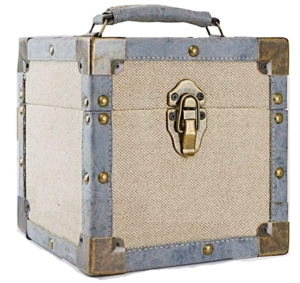 Vinyl Storage - 7 Inch 50 Record Carry Case Cream.. ryhmässä VINYYLI @ Bengans Skivbutik AB (5512360)