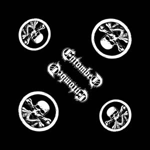 Entombed - Skull Logo Bandana ryhmässä MERCHANDISE / Merch / Hårdrock @ Bengans Skivbutik AB (5536290)