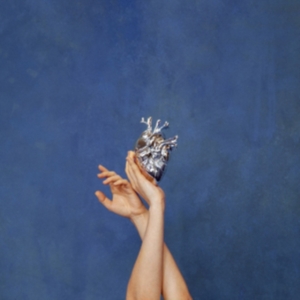 Aurora - What Happened To The Heart? ryhmässä ME SUOSITTELEMME / Vuoden parhaat listat 2024 / Vuoden parhaat Morgan @ Bengans Skivbutik AB (5538789)