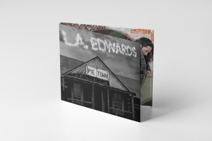 L.A. Edwards - Pie Town ryhmässä CD @ Bengans Skivbutik AB (5555701)