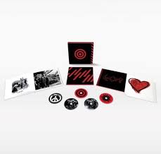 U2 - How To Dismantle An Atomic Bomb (20th Anniversary 5CD Boxset) ryhmässä ME SUOSITTELEMME / Perjantain julkaisut / Perjantai 22 marraskuuta 2024 @ Bengans Skivbutik AB (5567550)