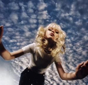 Maisie Peters - The Good Witch ryhmässä Minishops / Maisie Peters @ Bengans Skivbutik AB (5567656)