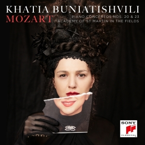 Buniatishvili Khatia - Mozart: Piano Concertos Nos. 20 & 23 ryhmässä CD @ Bengans Skivbutik AB (5568059)