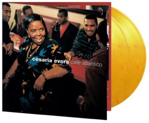 Cesária Evora - Cafe Atlantico ryhmässä VINYYLI @ Bengans Skivbutik AB (5569923)