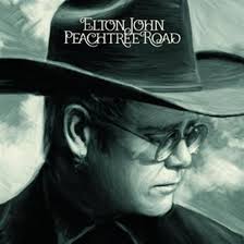 Elton John - Peachtree Road ryhmässä Labels /  @ Bengans Skivbutik AB (5570981)