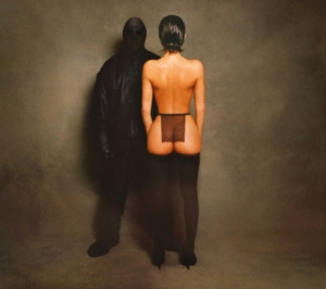 Kanye West & Ty Dolla Sign - Vultures 1 (Digipack) ryhmässä ME SUOSITTELEMME / Perjantain julkaisut / Perjantai 13 joulukuuta 2024 @ Bengans Skivbutik AB (5571581)