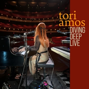 Tori Amos - Diving Deep Live ryhmässä ME SUOSITTELEMME / Perjantain julkaisut / Perjantai, joulukuu 6, 2024 @ Bengans Skivbutik AB (5571587)