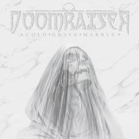 Doomraiser - Cold Grave Marble ryhmässä ME SUOSITTELEMME / Perjantain julkaisut / 2025-03-14 @ Bengans Skivbutik AB (5574033)