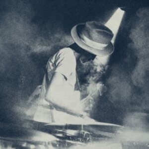 Jones Keziah - Alive & Kicking - Live ryhmässä VINYYLI / Pop-Rock @ Bengans Skivbutik AB (5575196)