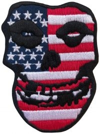 Misfits - Patch Usa Skull (8,8 X 6,5 Cm) ryhmässä ME SUOSITTELEMME / Perjantain julkaisut / 2025-01-31 @ Bengans Skivbutik AB (5577584)