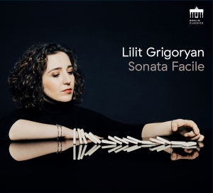 Lilit Grigoryan - Sonata Facile ryhmässä ME SUOSITTELEMME / Perjantain julkaisut / 2025-03-07 @ Bengans Skivbutik AB (5578709)