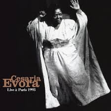Cesária Evora - Live À Paris 1993 ryhmässä ME SUOSITTELEMME / Perjantain julkaisut / 2025-04-25 @ Bengans Skivbutik AB (5587402)