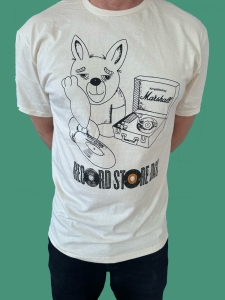 Record Store Day - T-Shirt Rsd 25  ryhmässä ME SUOSITTELEMME / Record Store Day / RSD 2025 @ Bengans Skivbutik AB (5590770r)