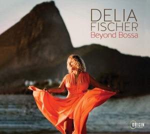 Delia Fischer - Beyond Bossa ryhmässä CD @ Bengans Skivbutik AB (5594374)