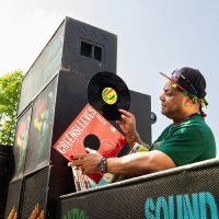 Iration Steppas - Dubs From The Foundation ryhmässä VINYYLI / Kommande / Reggae @ Bengans Skivbutik AB (5626830)